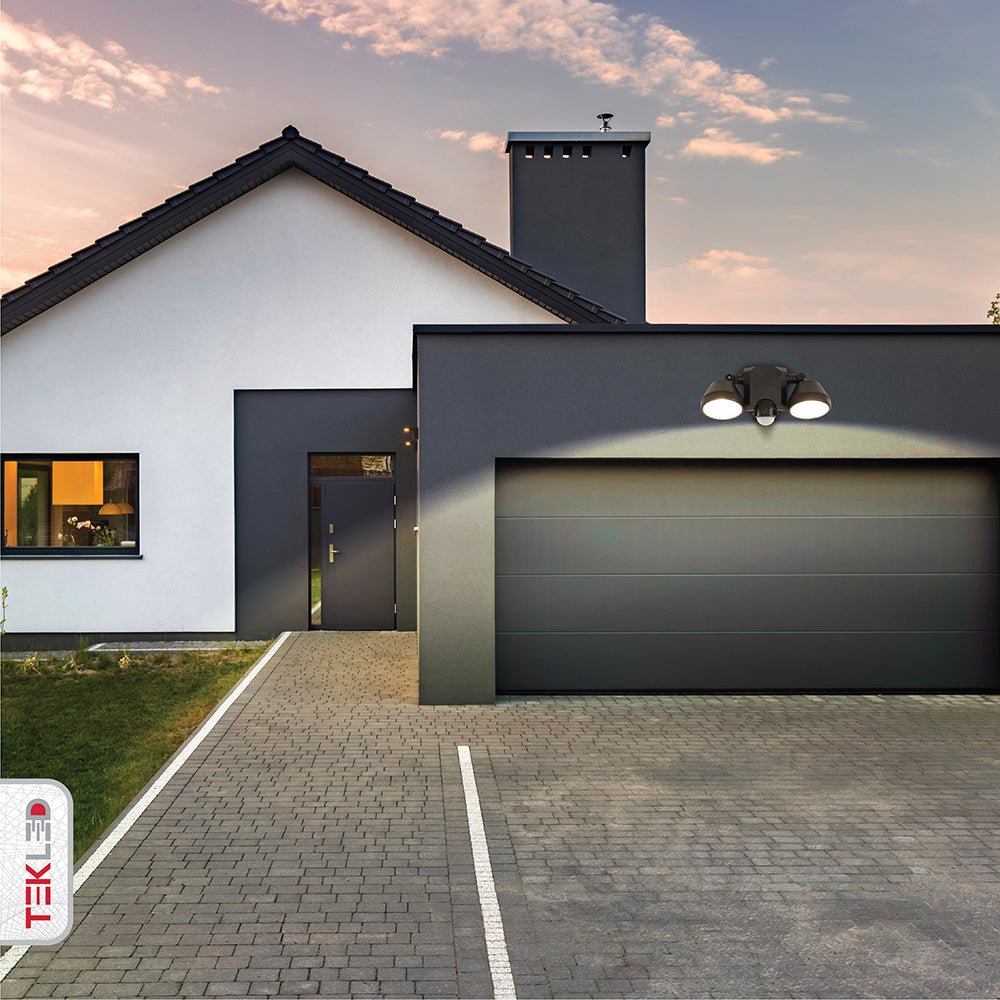 Wall-E Double Head Security Floodlight with PIR Sensor 20W Cool White 4000K in use in private setting