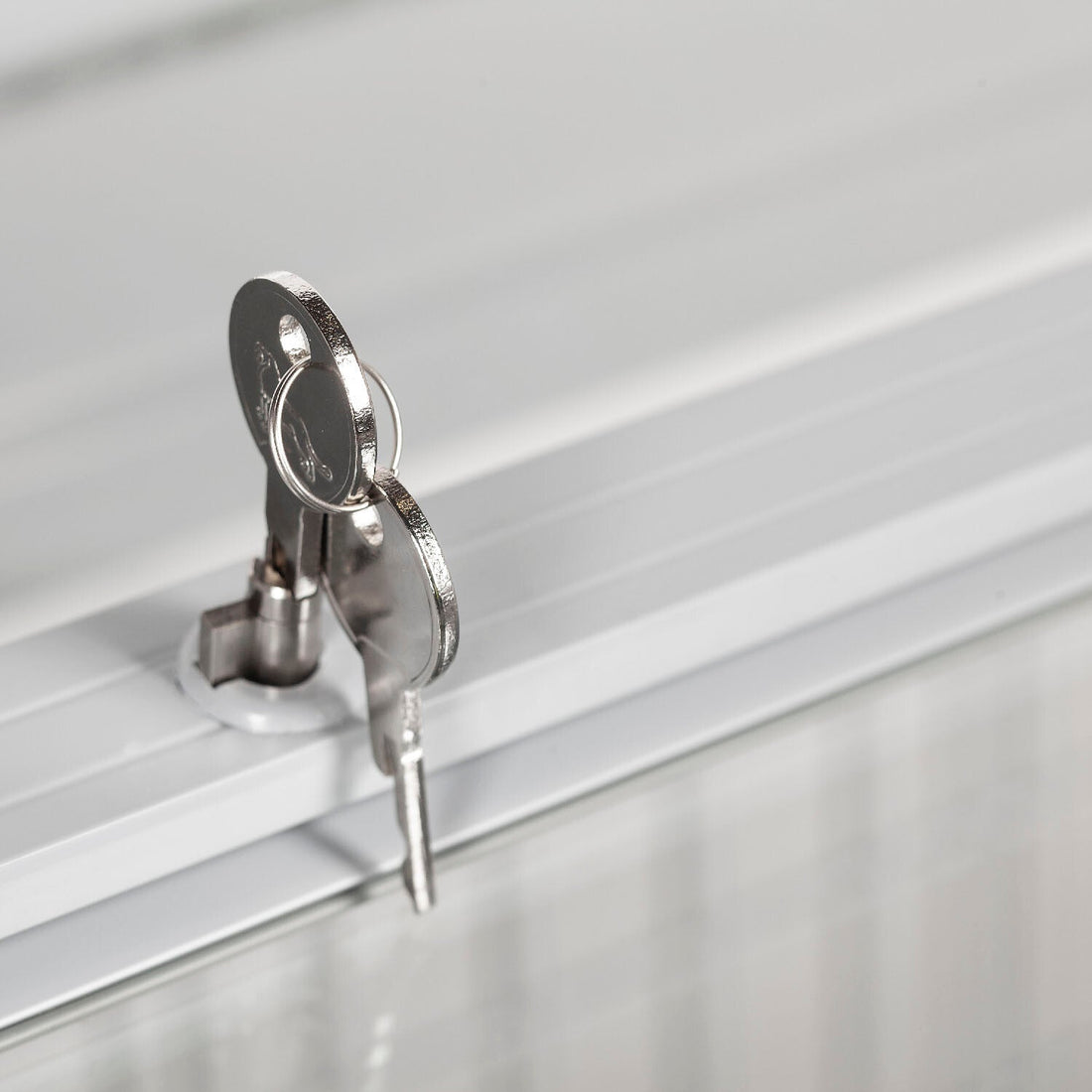 Sliding Curved Glass Lid Chest Freezer - NIC101SCEB /IRL