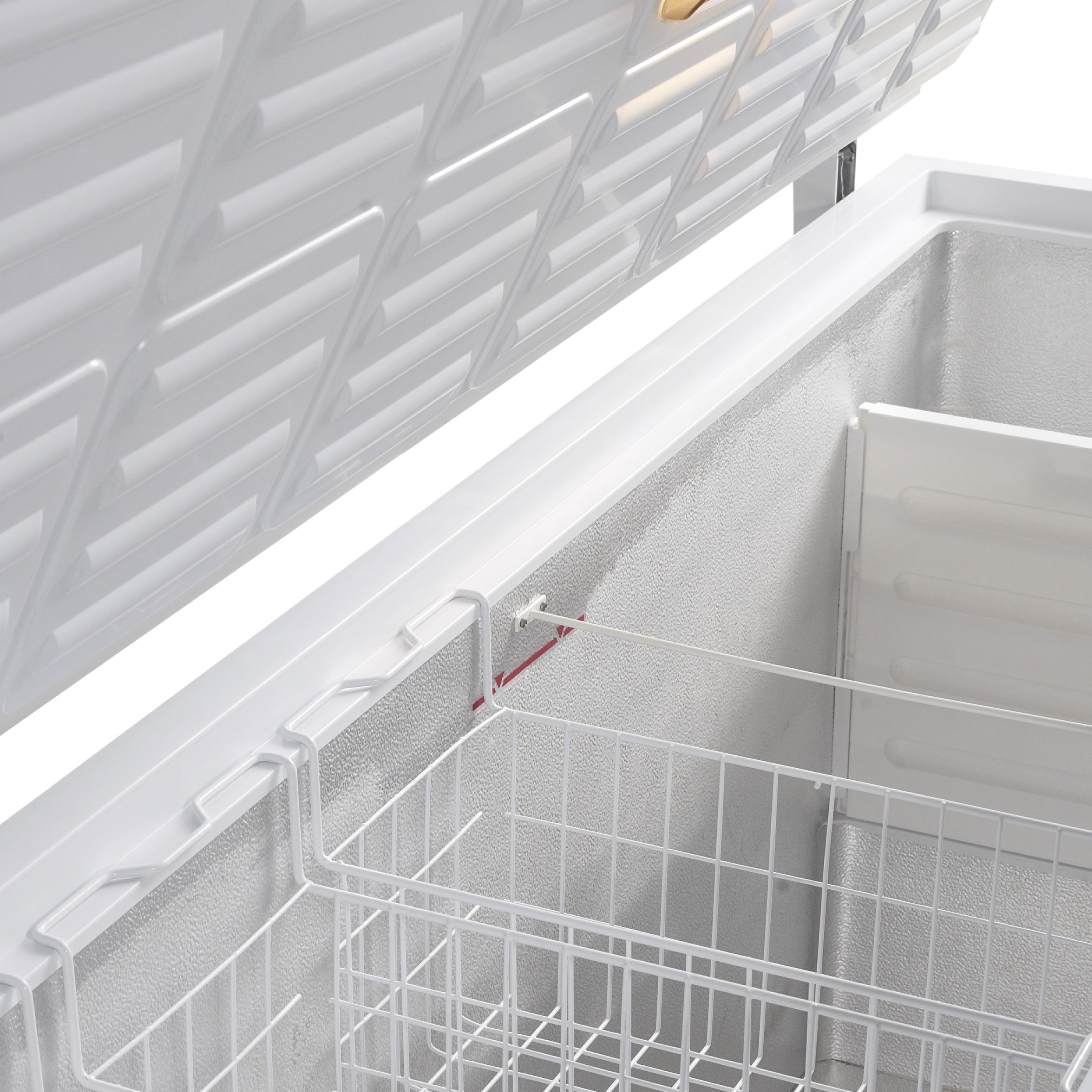 Solid Lid Chest Freezer - GM200