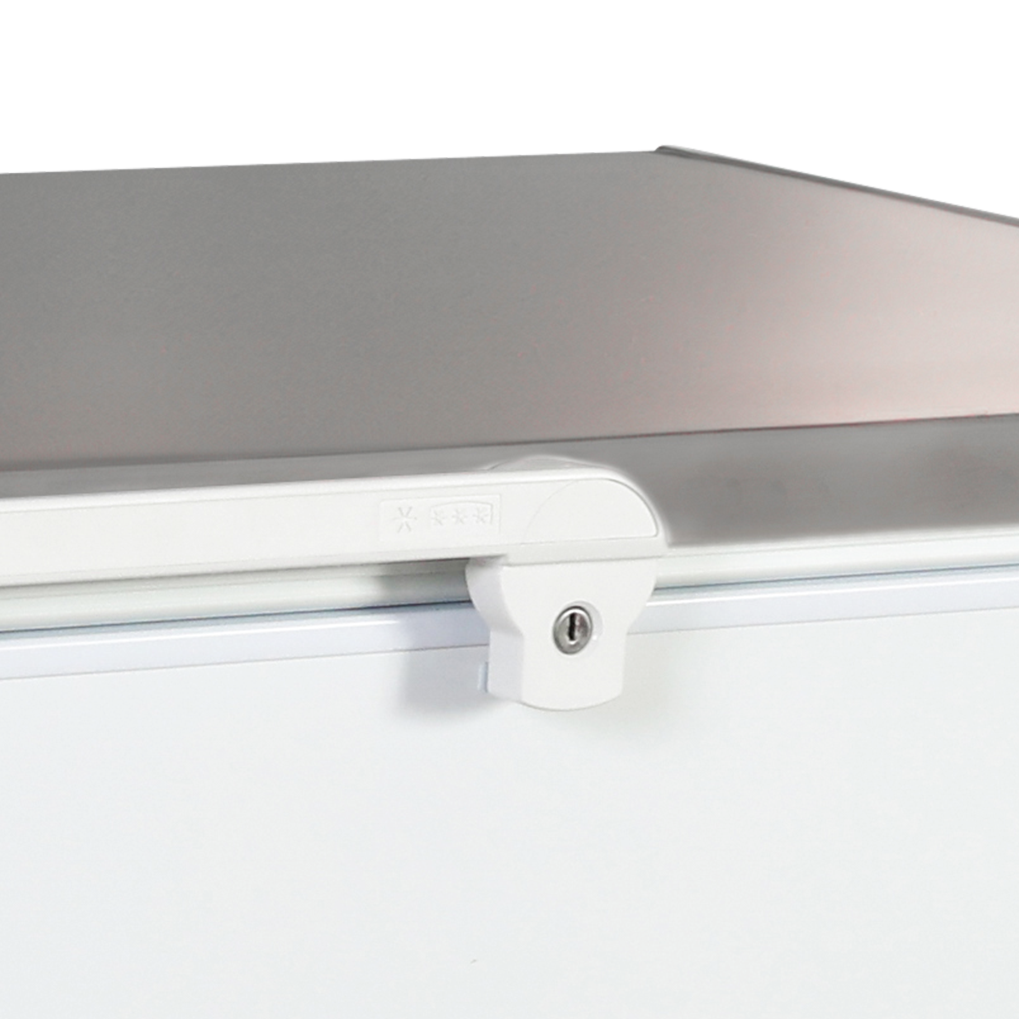 Solid Lid Chest Freezer - LHF620SS