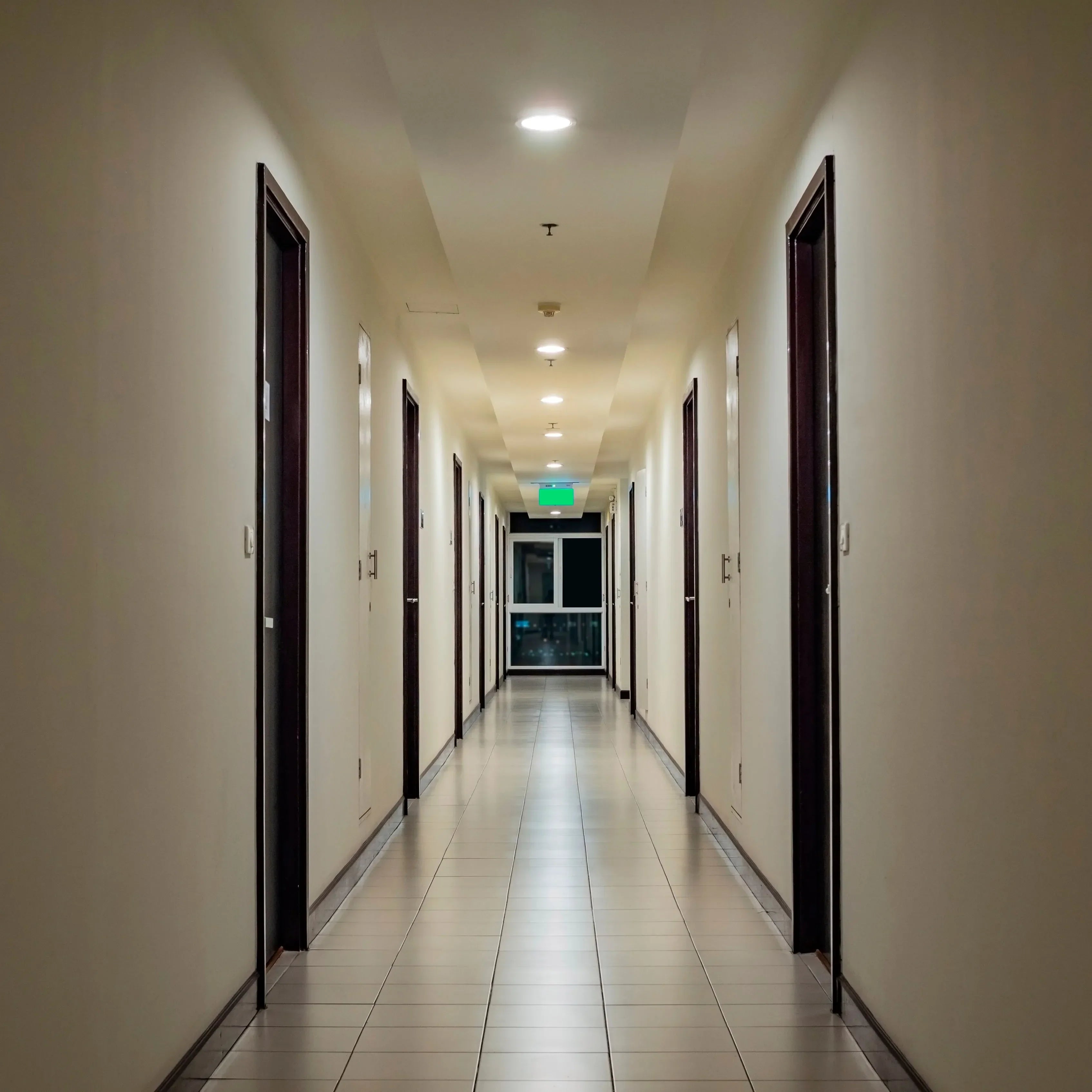 Circular Recessed LED Downlight - Black & White - Multiple Sizes