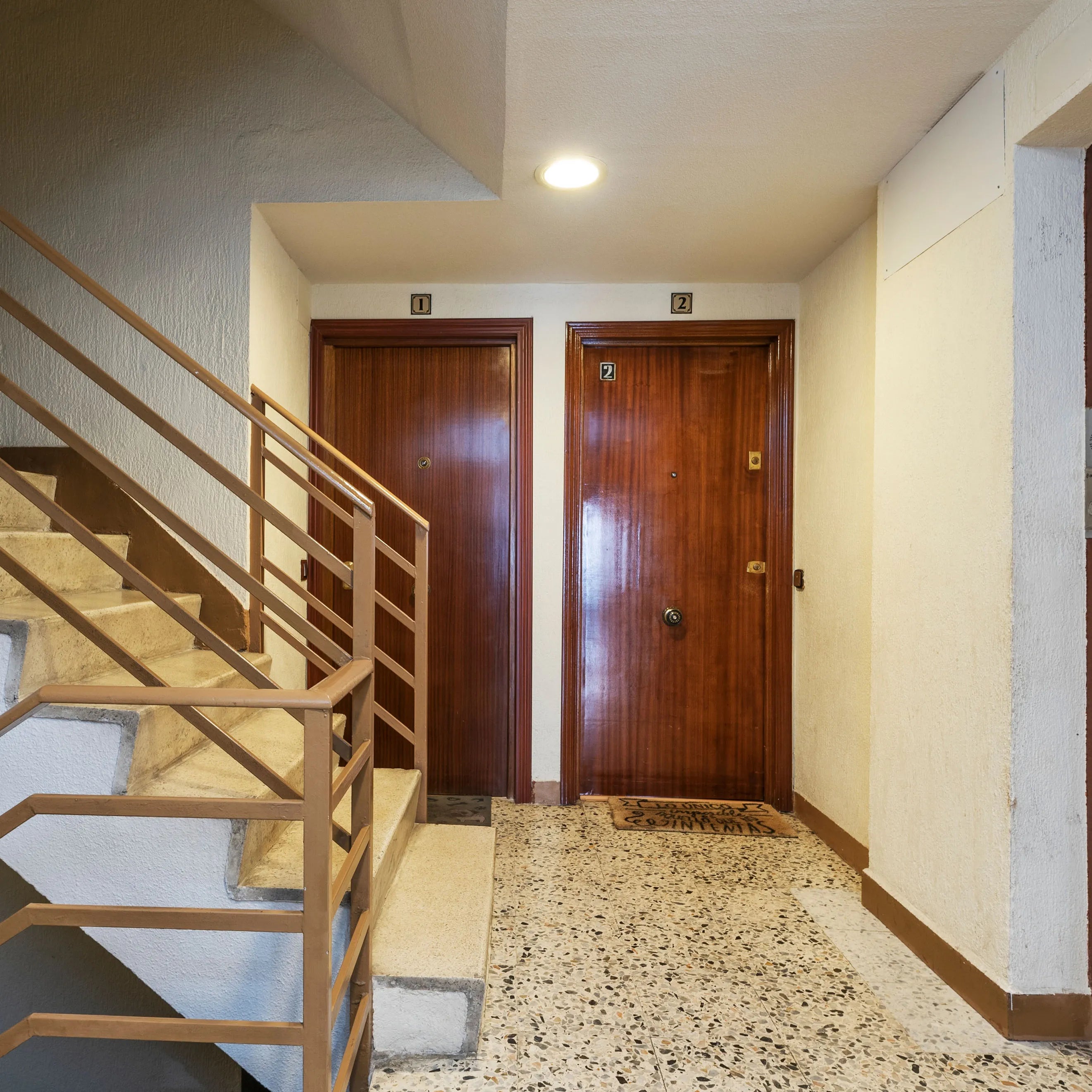 Circular Recessed LED Downlight - Black & White - Multiple Sizes