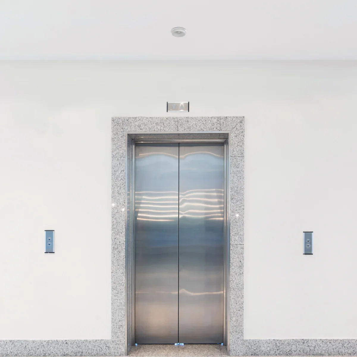 Where to use GU10 Recessed Aluminium Downlight - Dual-Tone Acrylic with Color Matched Trim 143-04043