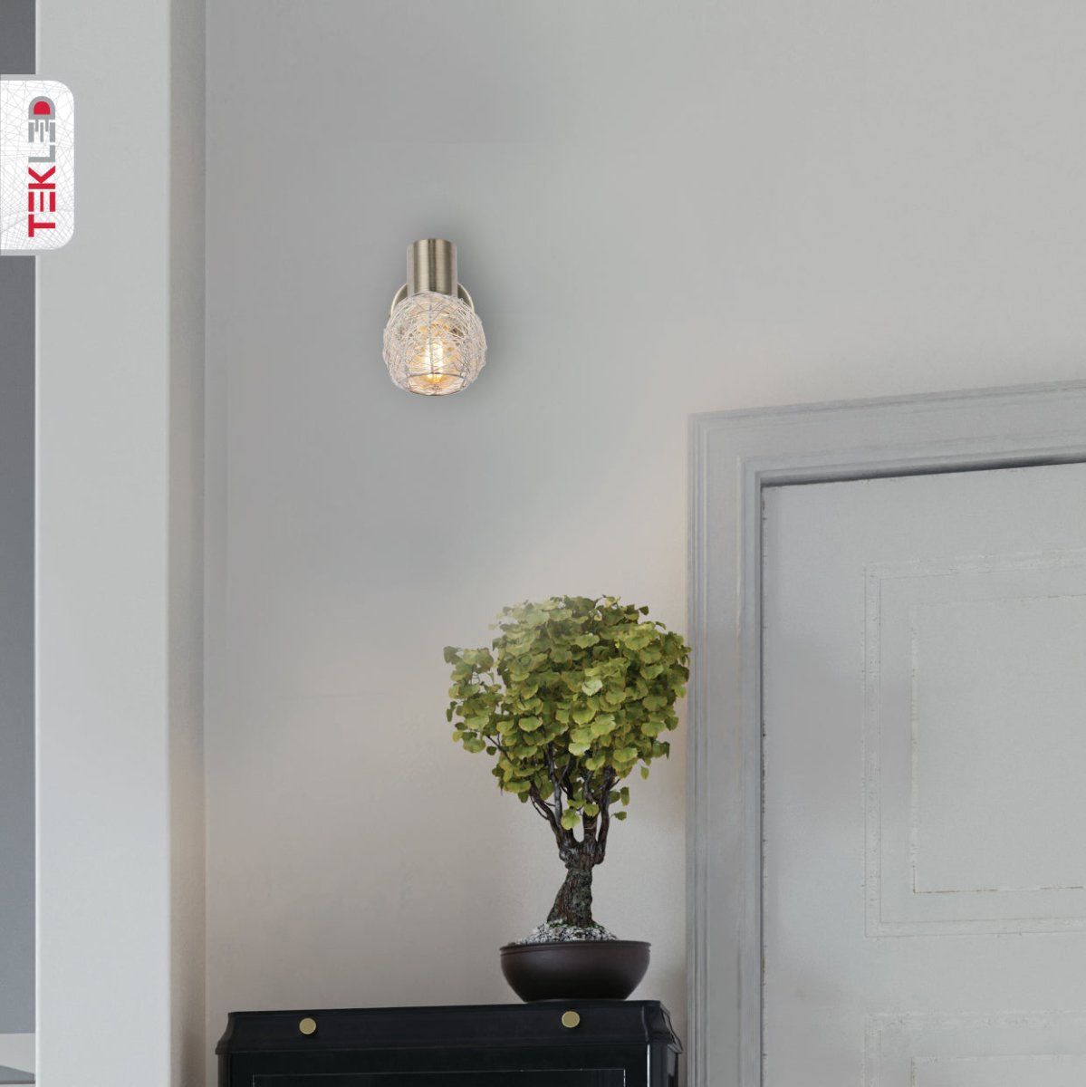 Indoor usage of Matte Nickel Metal Silver Globe Nest Hinged Wall Light with E14 Fitting | TEKLED 151-19697