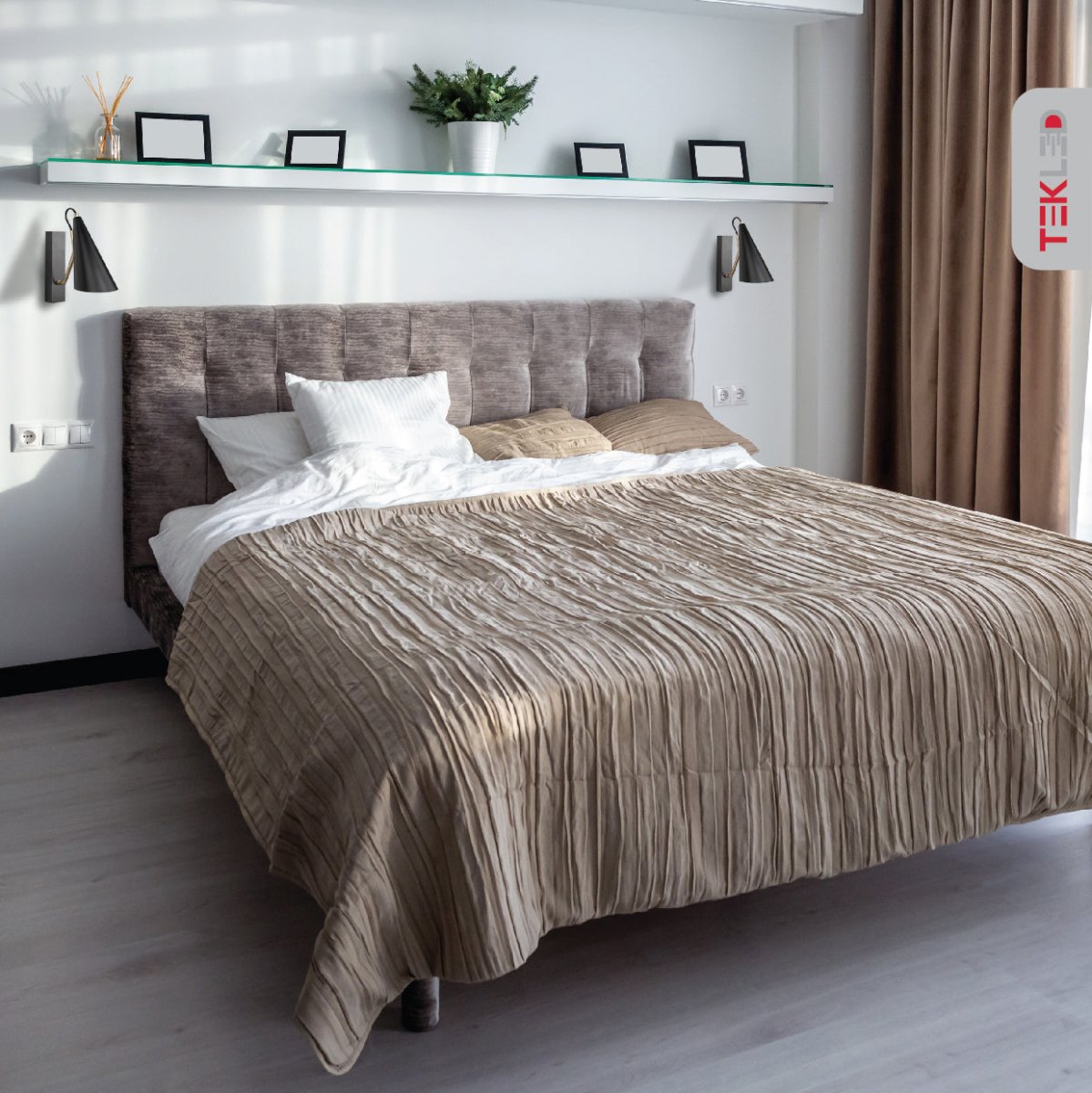 Interior application of Black Metal Cone Wall Light with E27 Fitting | TEKLED 151-19648