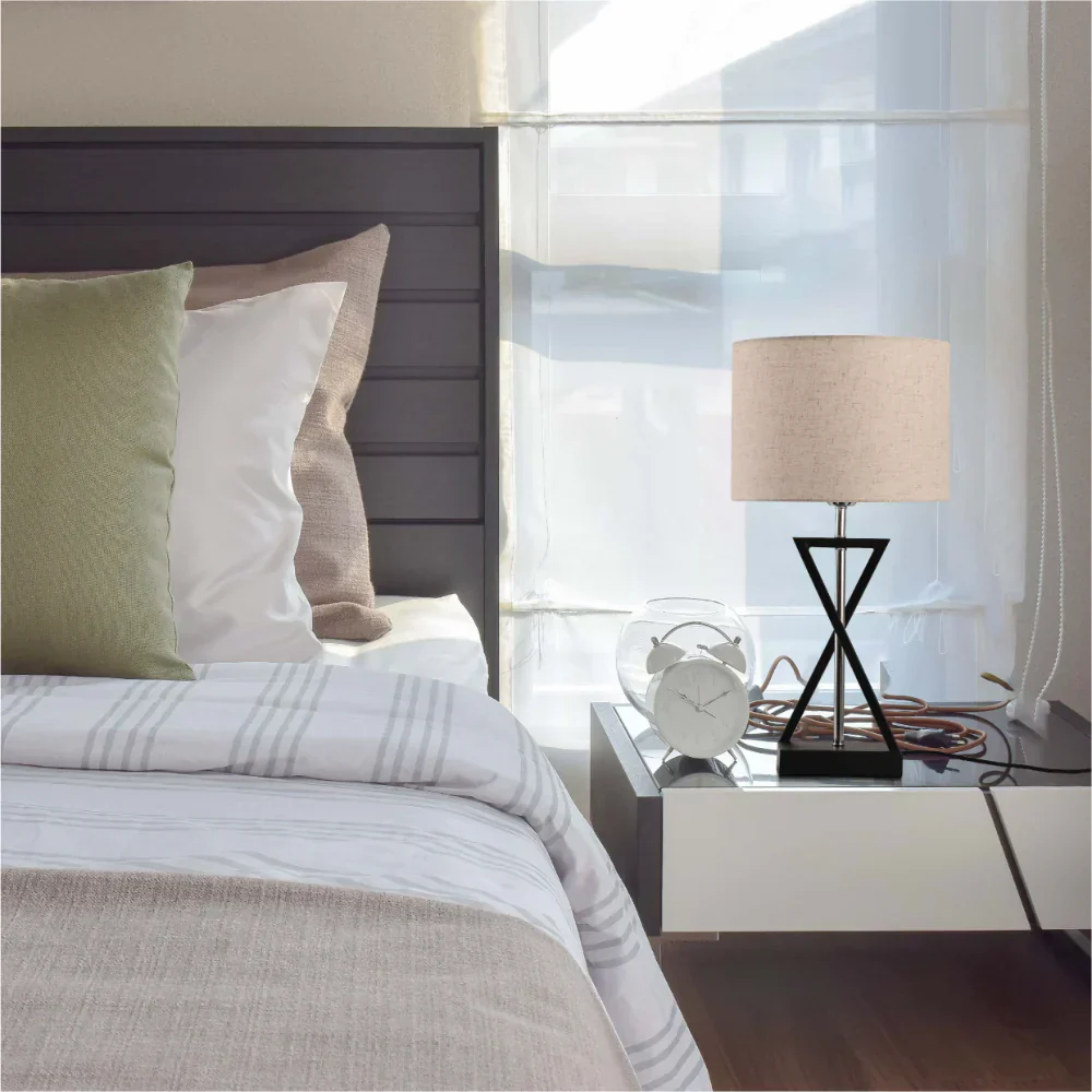Interior use of Nordic Art Deco Table Lamp  Black Nickel Flaxen | TEKLED 130-03636