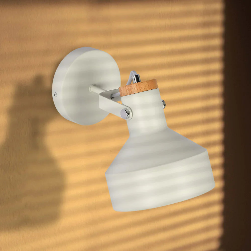 Nordic Wood Accent Wall Light 10